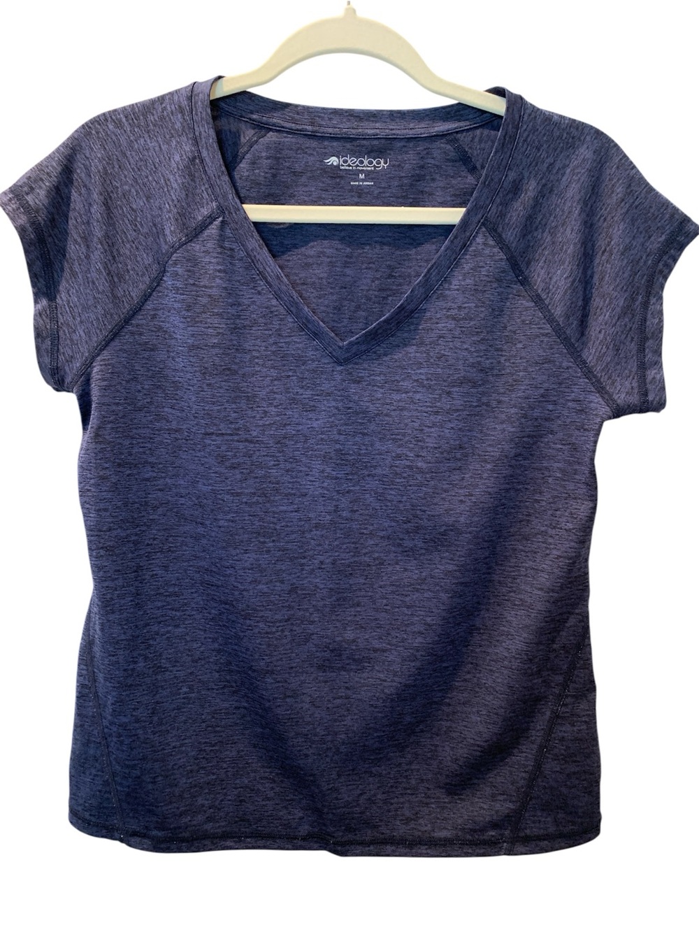 IDEOLOGY Women’s Blue V-neck Athletic T-shirt Size Medium